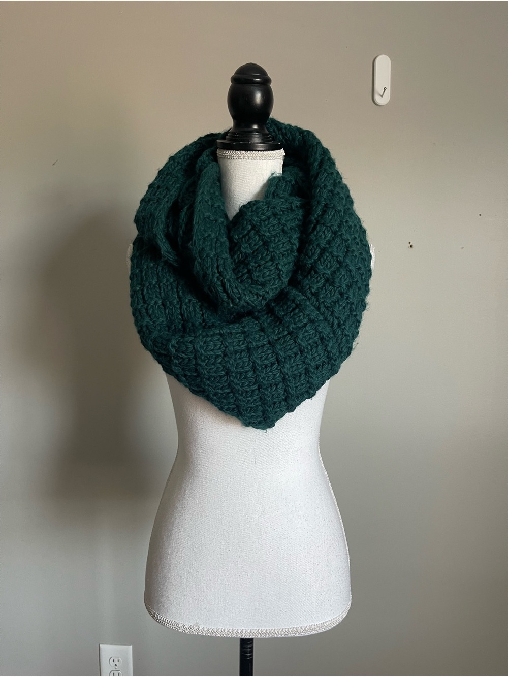 Forest Green Chunky Knit Infinity Scarf